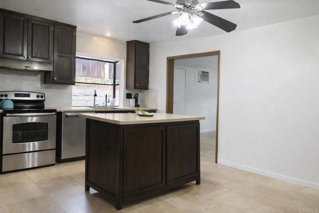 1449 Granger Avenue, Escondido, CA 92027