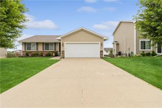 2618 13th Street SW, Altoona, IA 50009