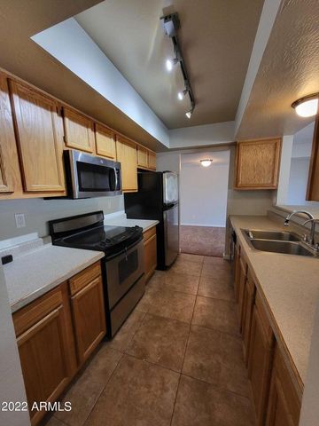 3719 S Elm Street, Tempe, AZ 85282