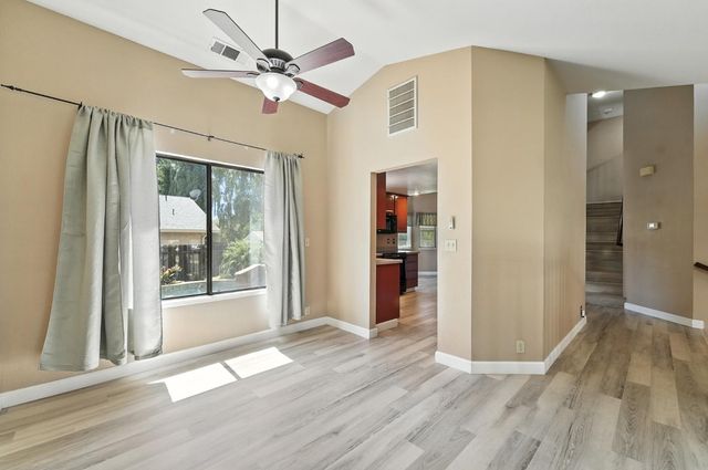 834 Cedar Ridge Dr, Turlock, CA 95382