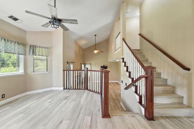 834 Cedar Ridge Dr, Turlock, CA 95382