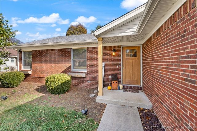 1944 Andrew Court NW, Corydon, IN 47112