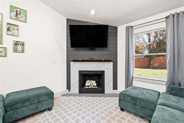 1944 Andrew Court NW, Corydon, IN 47112