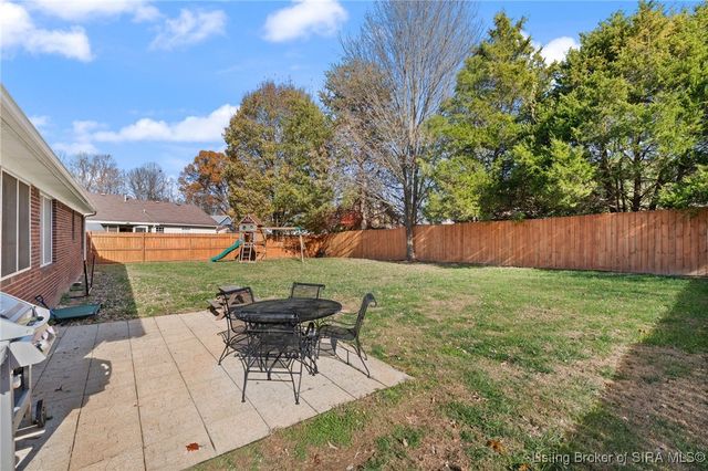 1944 Andrew Court NW, Corydon, IN 47112