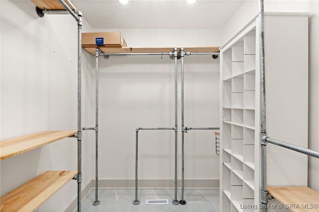 1944 Andrew Court NW, Corydon, IN 47112