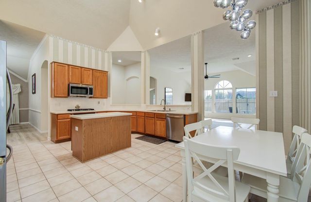 4138 Galloway Drive, Pearland, TX 77584