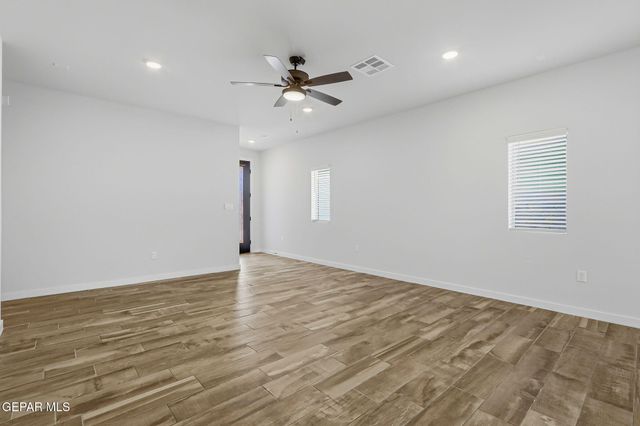 51081 Desert Sunflower Avenue, El Paso, TX 79934