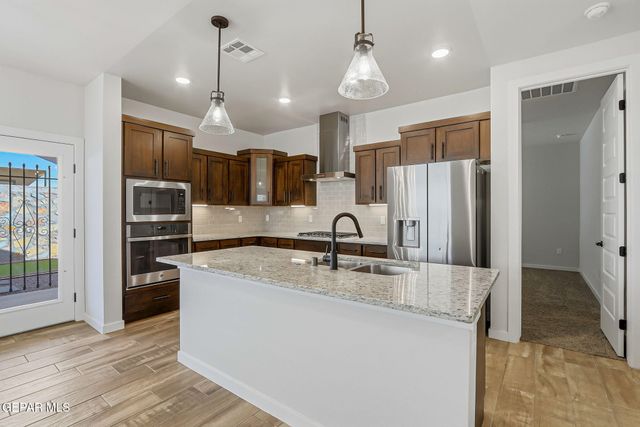 51081 Desert Sunflower Avenue, El Paso, TX 79934