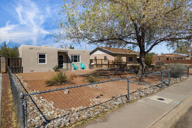 905 Madeira Drive SE, Albuquerque, NM 87108