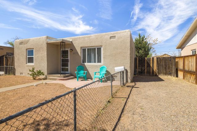 905 Madeira Drive SE, Albuquerque, NM 87108