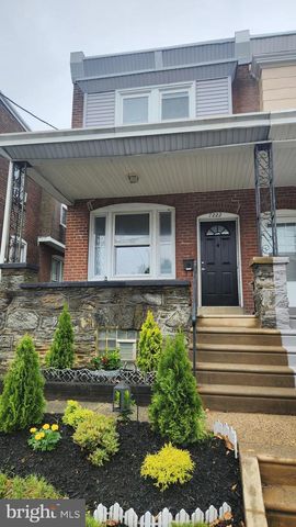 7222-00 LAWNDALE ST, Philadelphia, PA 19111