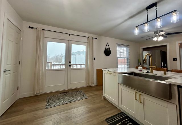 453 W 300 S, Valparaiso, IN 46385