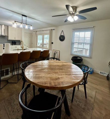 453 W 300 S, Valparaiso, IN 46385