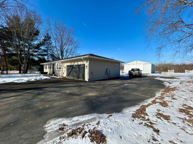 453 W 300 S, Valparaiso, IN 46385