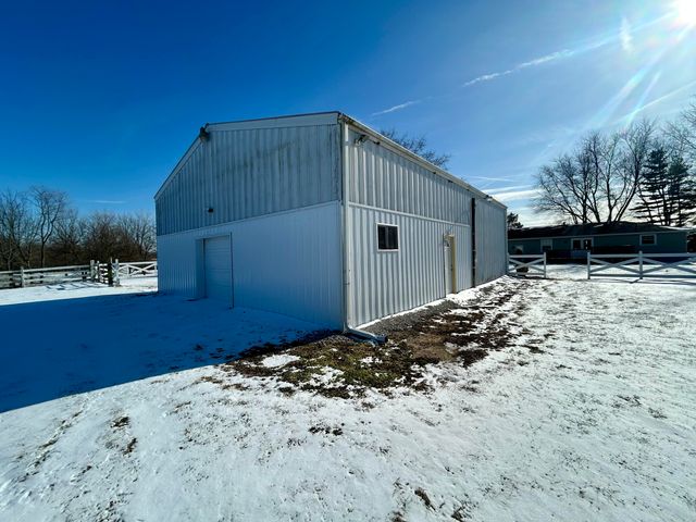 453 W 300 S, Valparaiso, IN 46385