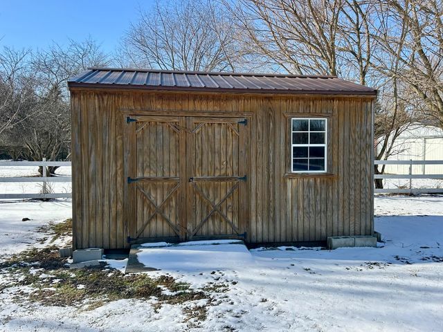 453 W 300 S, Valparaiso, IN 46385