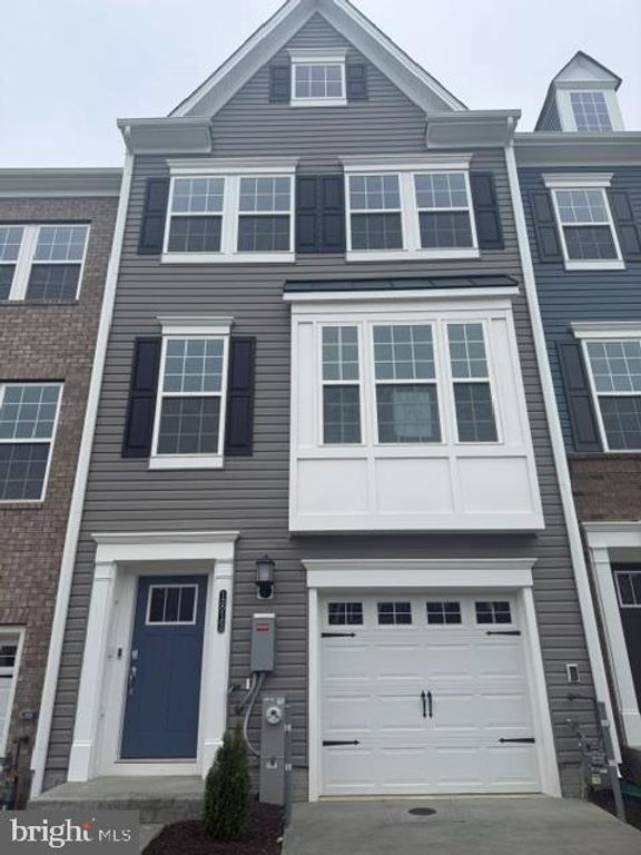 Image 1 of property listing at 7604 RIVER REACH RD, Baltimore, MD 21244
