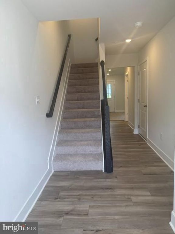 Image 2 of property listing at 7604 RIVER REACH RD, Baltimore, MD 21244