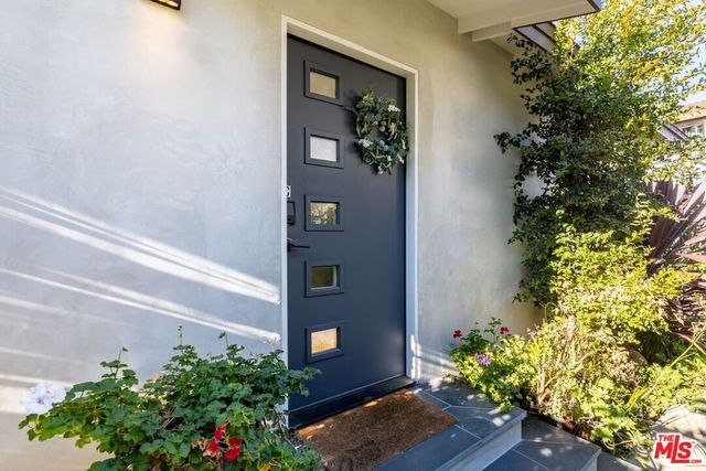 811 18th Street C, Santa Monica, CA 90403