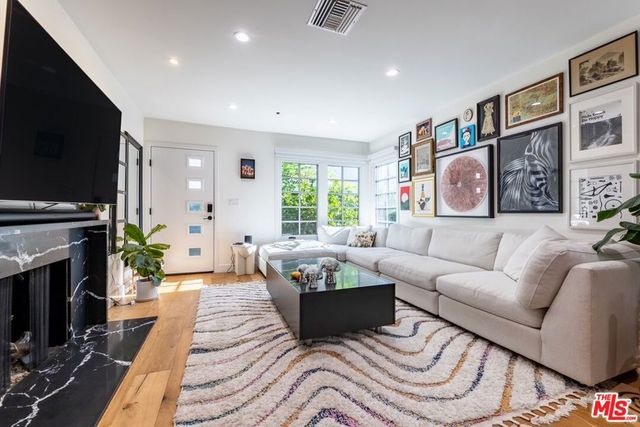 811 18th Street C, Santa Monica, CA 90403