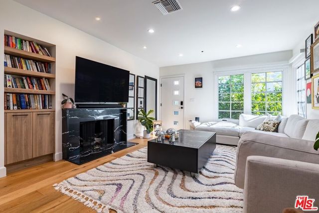 811 18th Street C, Santa Monica, CA 90403