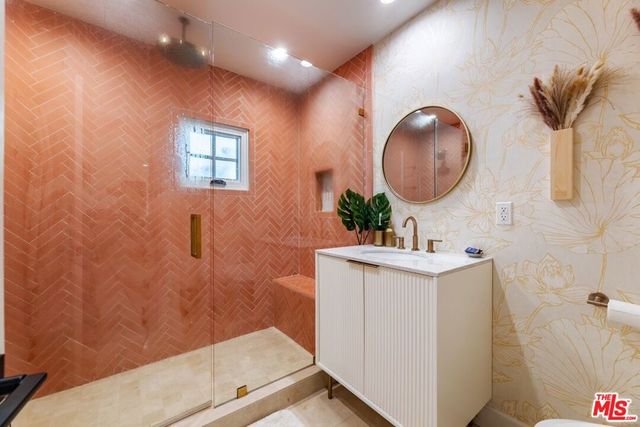 811 18th Street C, Santa Monica, CA 90403