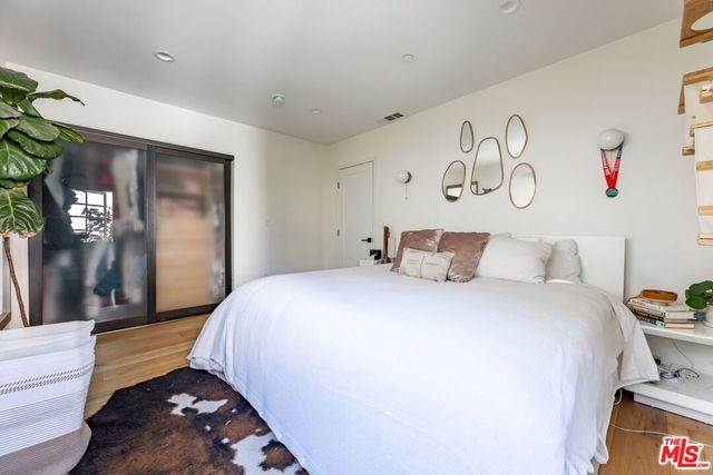 811 18th Street C, Santa Monica, CA 90403