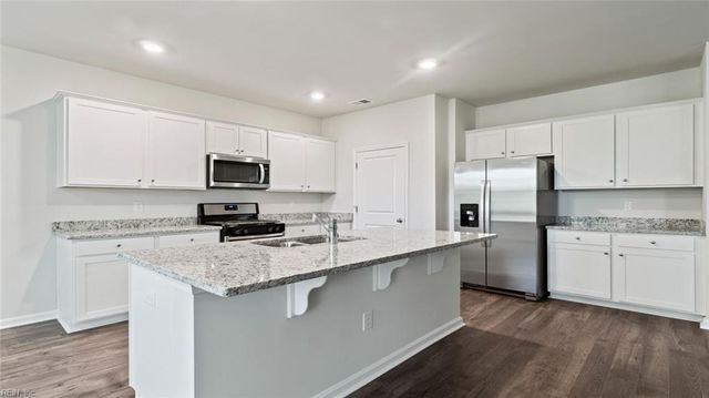 976 Intracoastal WAY, Chesapeake, VA 23322