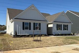 976 Intracoastal WAY, Chesapeake, VA 23322