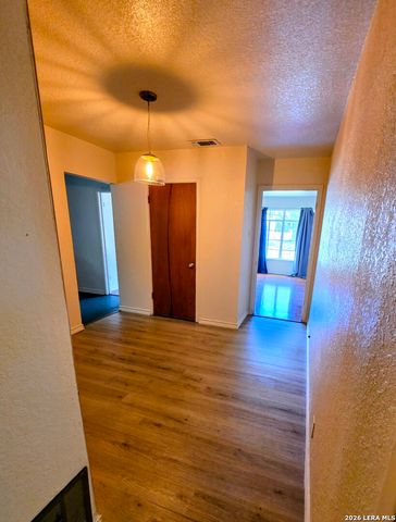 342 Koehler Ct, San Antonio, TX 78223