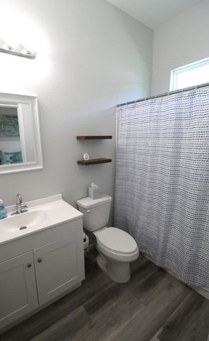 107 Palancar, Rockport, TX 78382