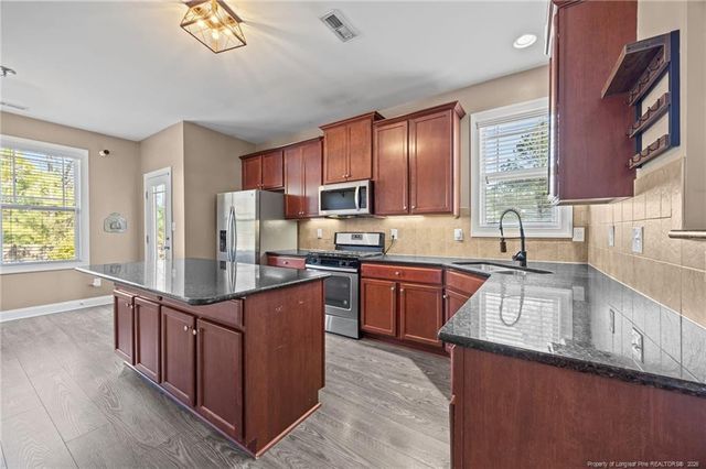 186 Kentucky Derby Lane, Lillington, NC 27546