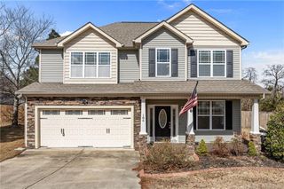 186 Kentucky Derby Lane, Lillington, NC 27546