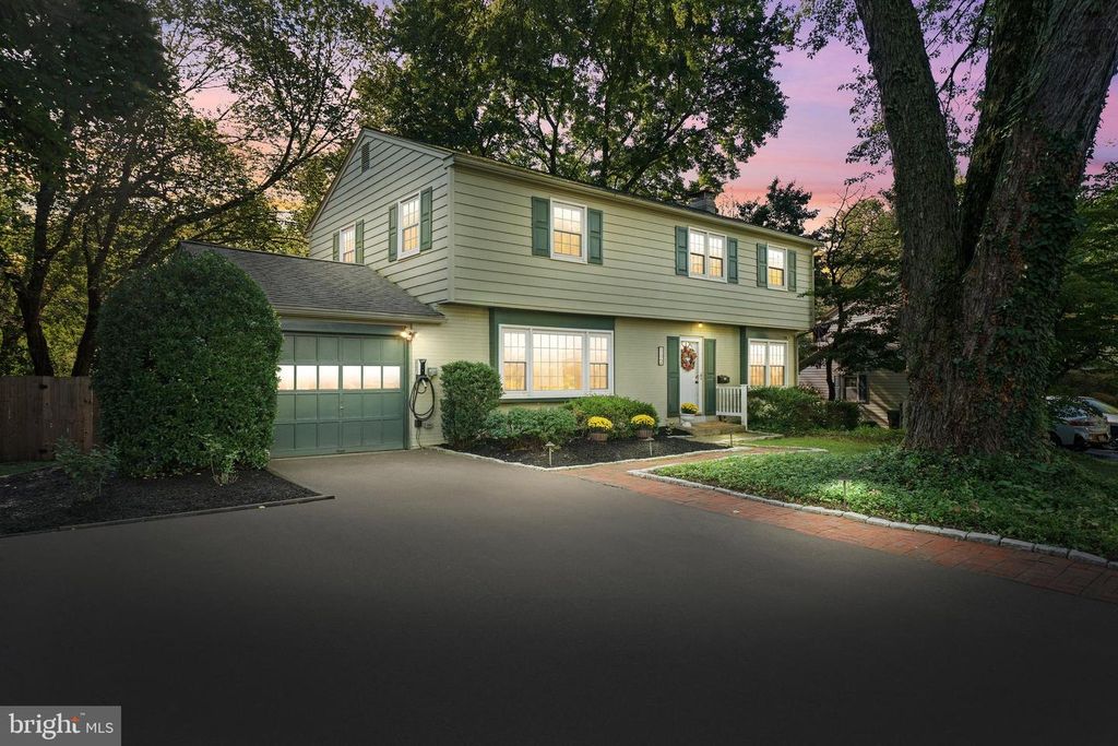 112 DELVIEW DR, Wilmington, DE 19810