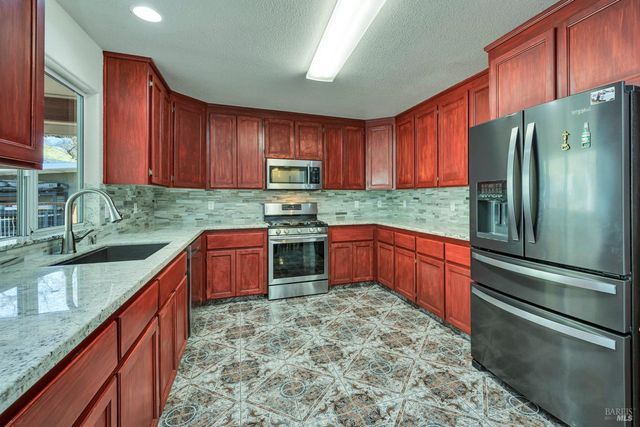 18230 Hidden Valley Rd, Hidden Valley Lake, CA 95467