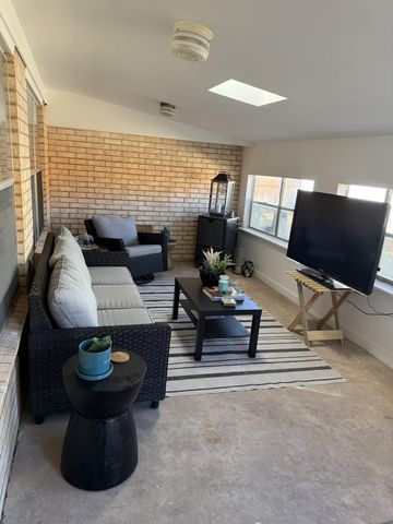 5722 75th Street, Lubbock, TX 79424