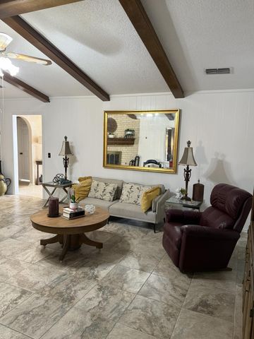 5722 75th Street, Lubbock, TX 79424