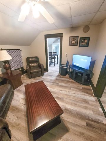 2010 Lincoln STREET, Two Rivers, WI 54241