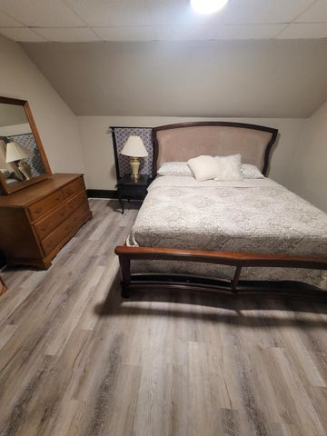 2010 Lincoln STREET, Two Rivers, WI 54241