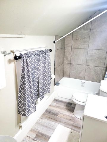 2010 Lincoln STREET, Two Rivers, WI 54241