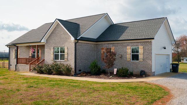 4480 Lunns Store Rd, Lewisburg, TN 37091