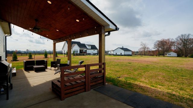 4480 Lunns Store Rd, Lewisburg, TN 37091