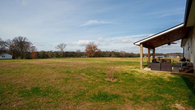 4480 Lunns Store Rd, Lewisburg, TN 37091