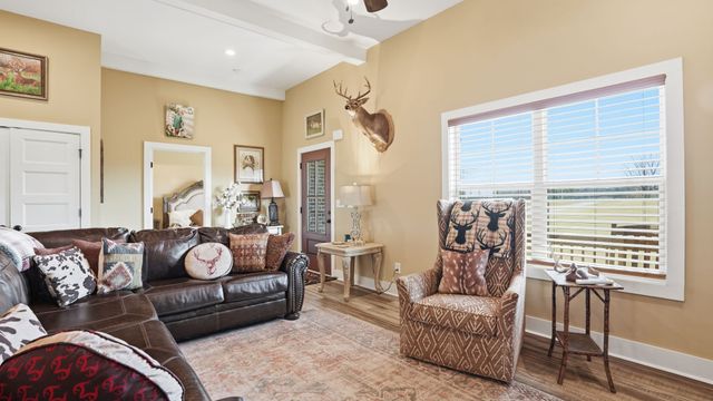 4480 Lunns Store Rd, Lewisburg, TN 37091