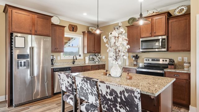 4480 Lunns Store Rd, Lewisburg, TN 37091