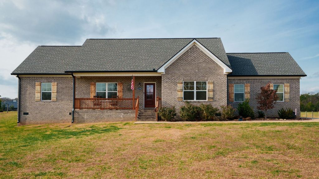 4480 Lunns Store Rd, Lewisburg, TN 37091