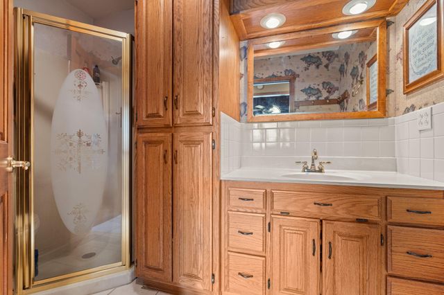 27276 E Lakeview Lane, Eagle Rock, MO 65641