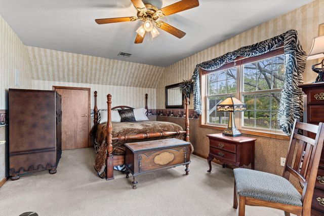 27276 E Lakeview Lane, Eagle Rock, MO 65641