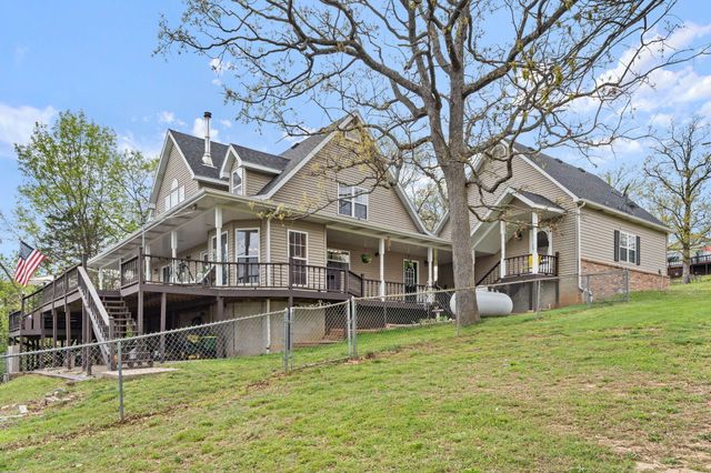 27276 E Lakeview Lane, Eagle Rock, MO 65641