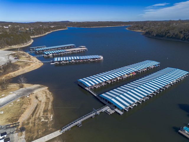 27276 E Lakeview Lane, Eagle Rock, MO 65641